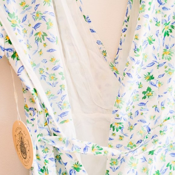 ASOS/sisters of the tribe blue & green floral wrap romper with tie waist *nwt* - Picture 8 of 13